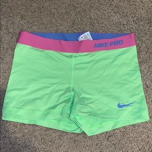 Nike Pro Spandex Short green and pink sz med 3’